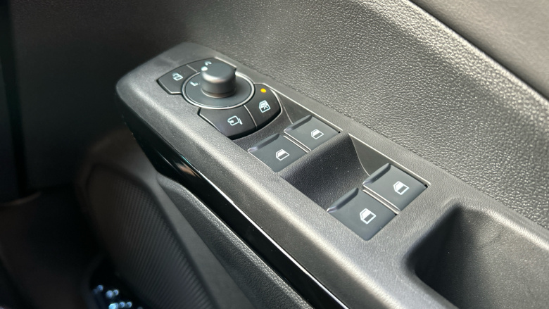 Ford Puma 1.0 EcoBoost Hybrid mHEV ST-Line X 5dr DCT Petrol Hatchback